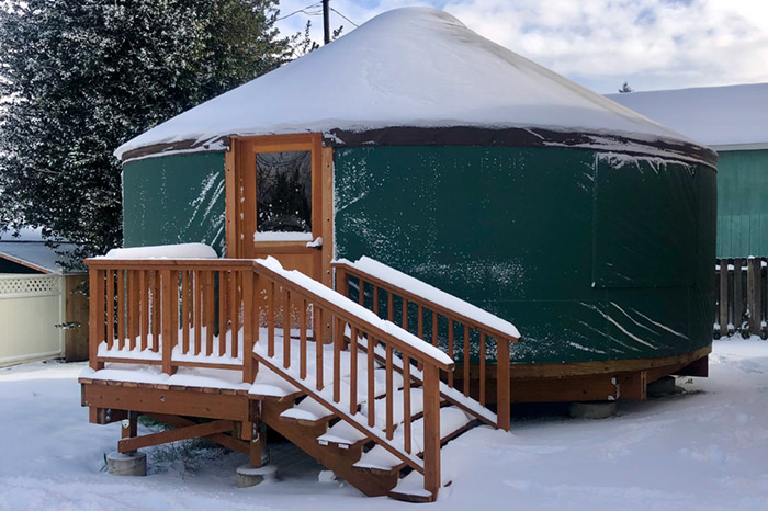 solrise-healing-yurt